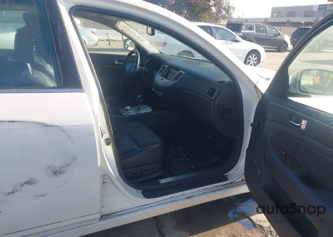 2009 Hyundai Genesis 3.8 from USA, damaged, VIN KMHGC46E89U036715